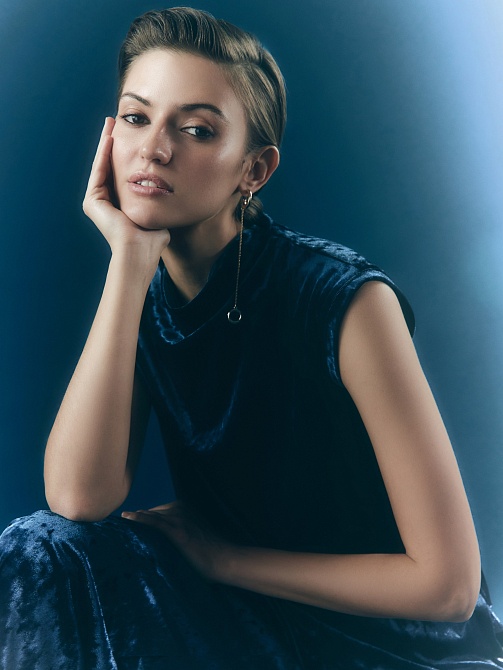 Джемпер без рукавов из бархатистой ткани