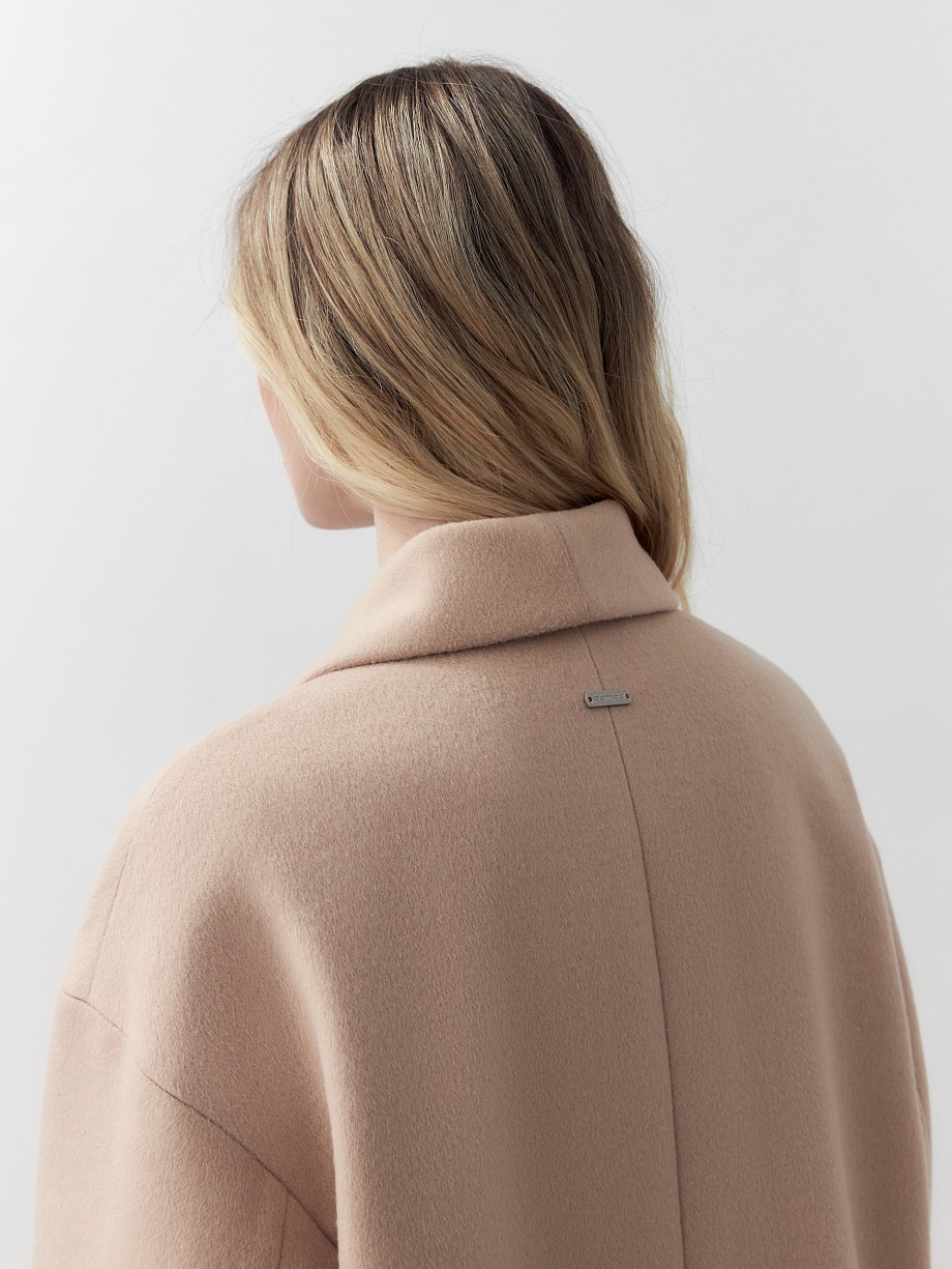 Демисезонное пальто из шерсти с мембраной