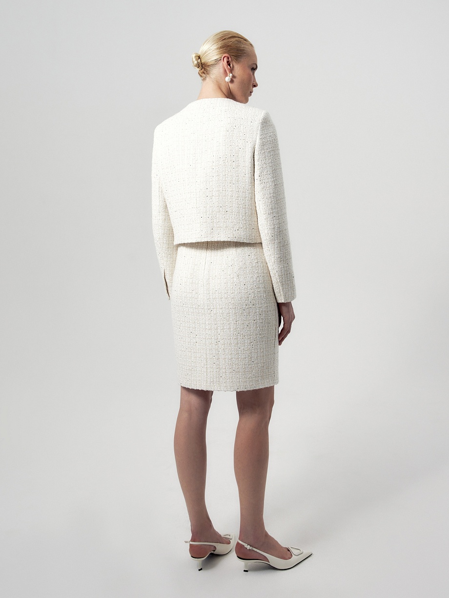 Укороченный жакет из твида с пайетками