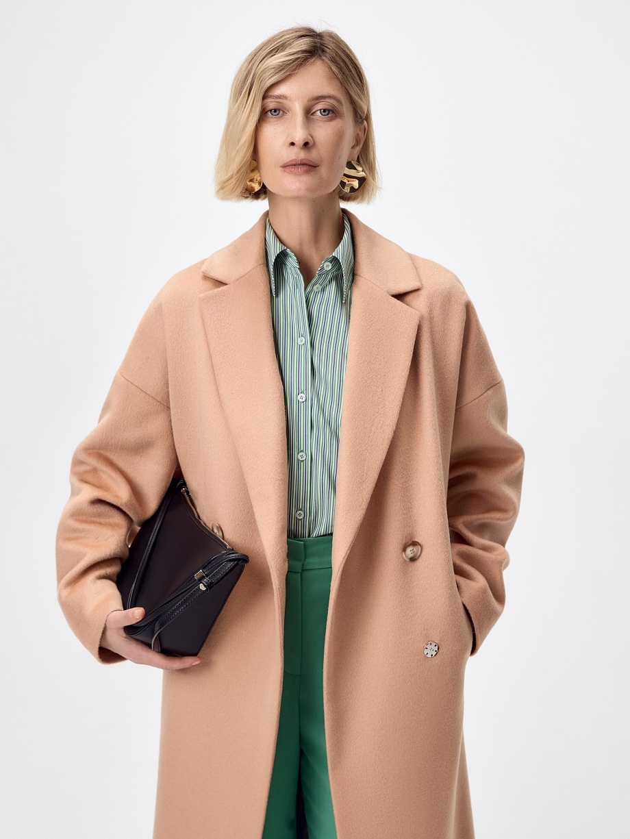 Двубортное пальто из шерсти с мембраной