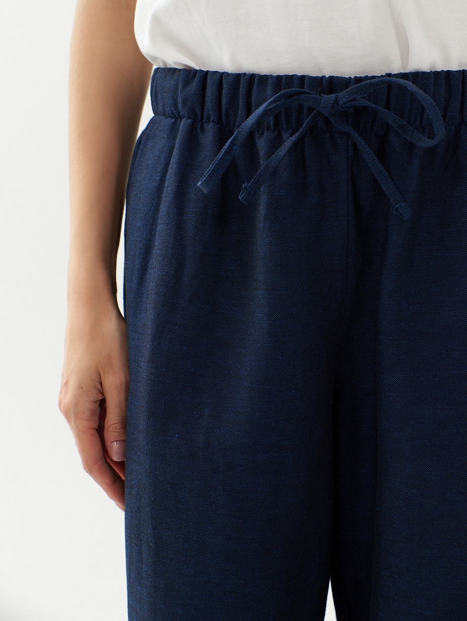 Широкие брюки из хлопка и льна