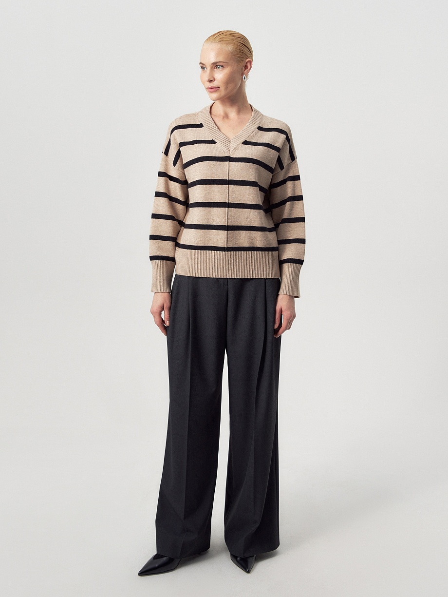 Джемпер из вискозы с шерстью