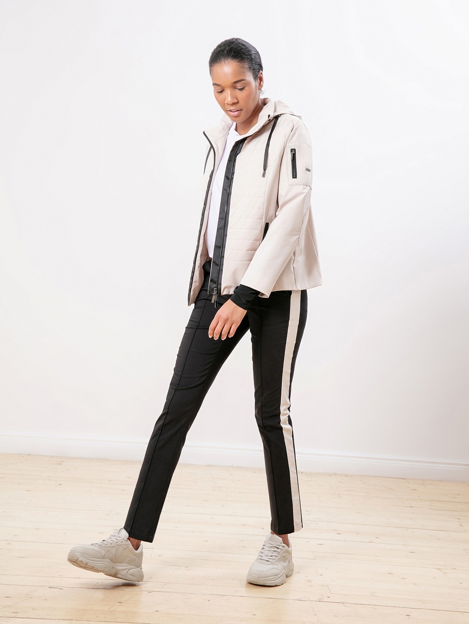 Куртка женская демисезонная с капюшоном