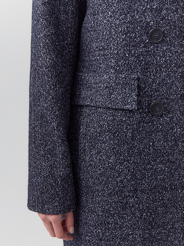 Шерстяное пальто с мембраной и утеплённой спинкой