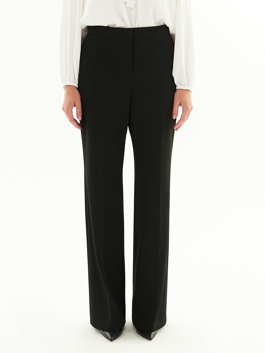 Брюки полуприлегающего силуэта из костюмной ткани