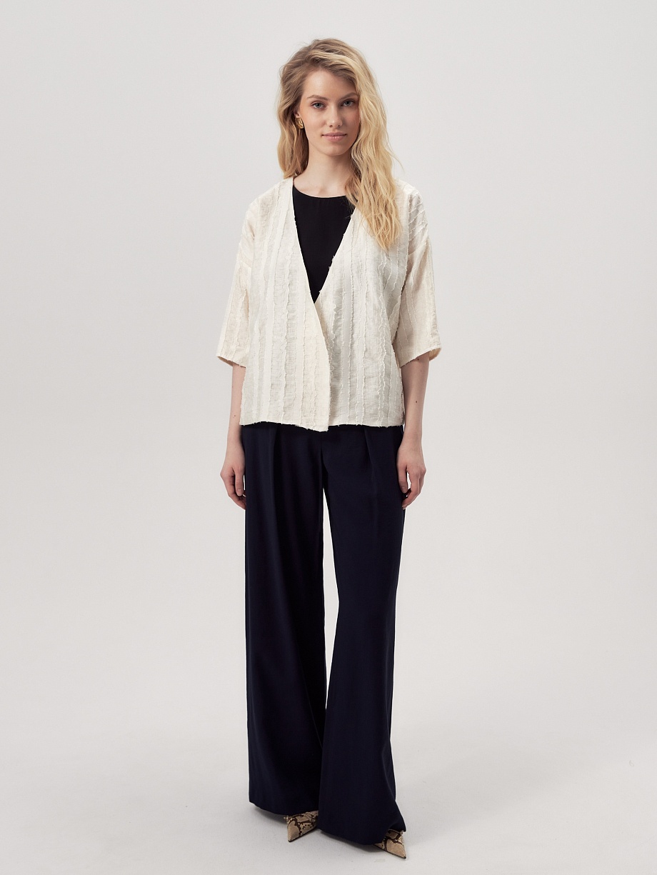 Летний жакет с поясом