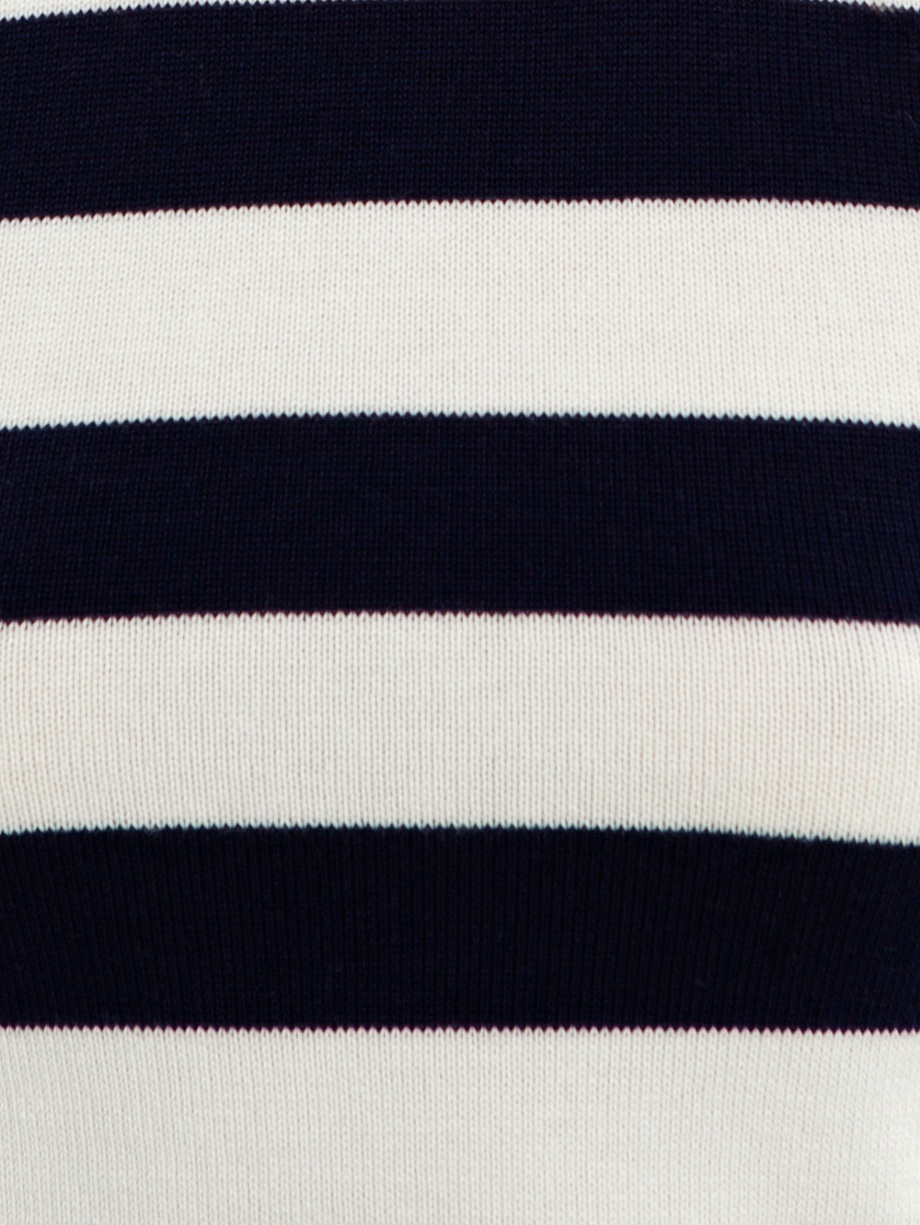 Вязаный кроп-топ из вискозы и хлопка