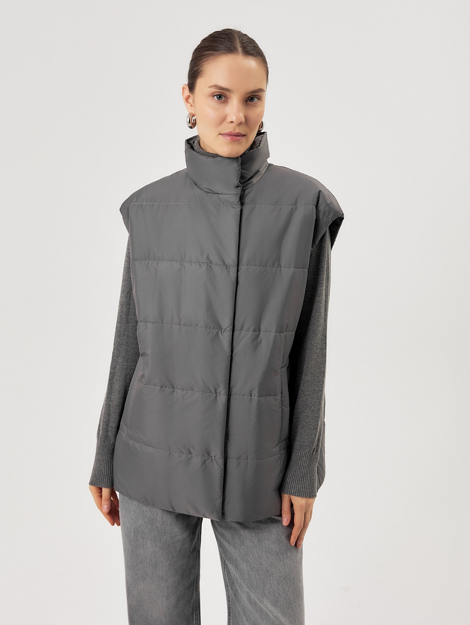 Стеганый жилет из плащевой ткани