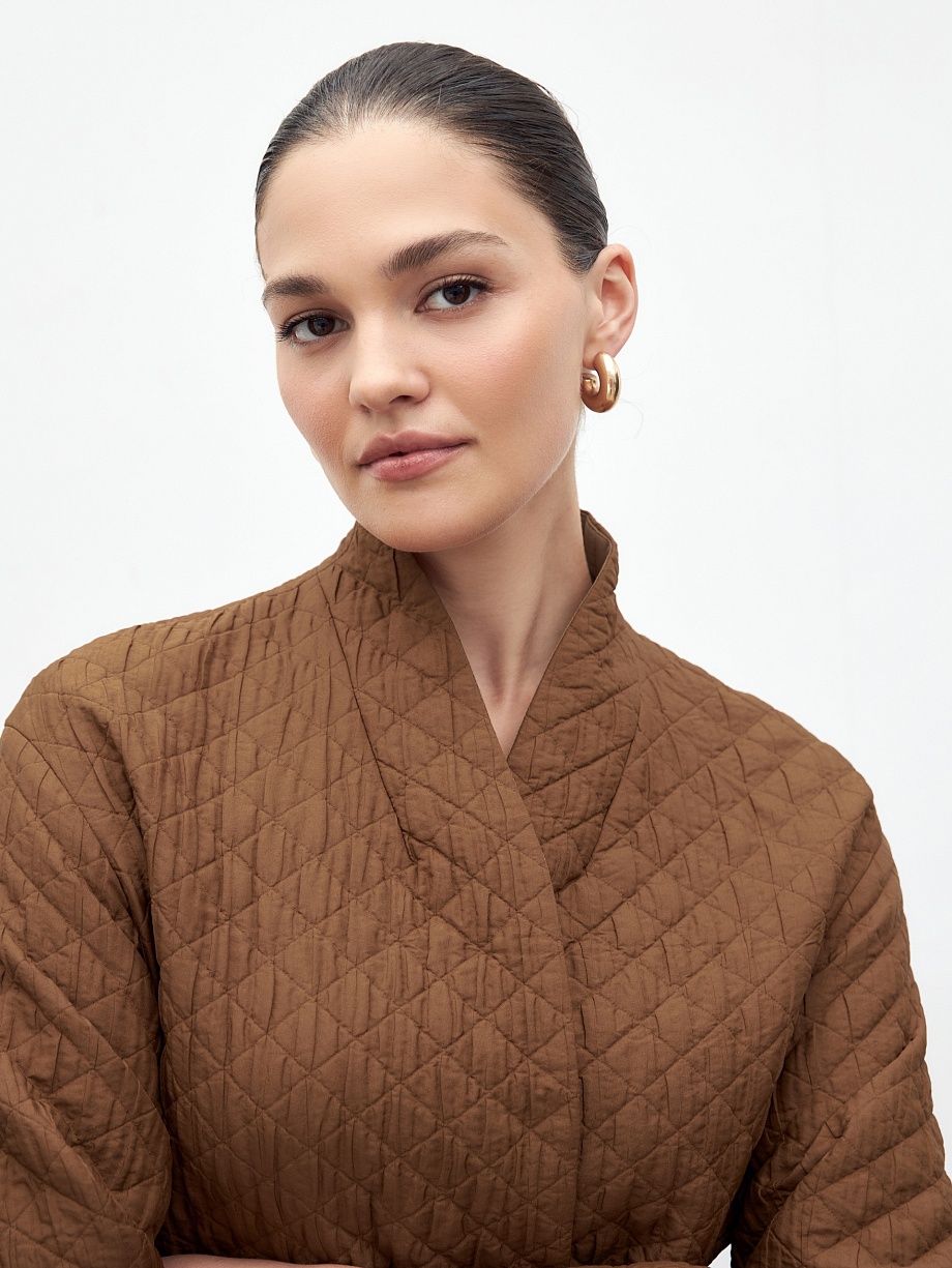 Стёганый жакет на запах на кнопках