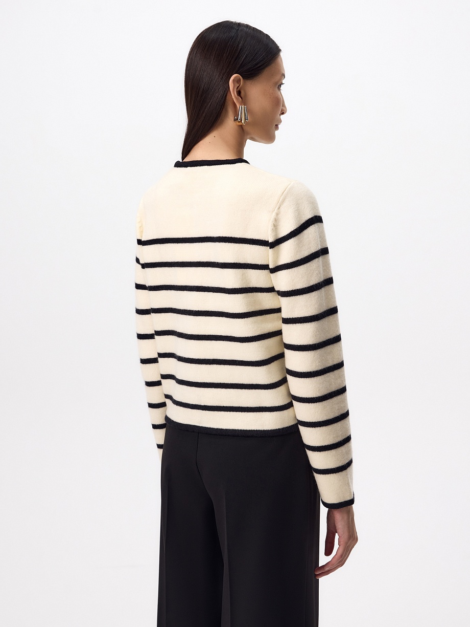 Кардиган из мягкой пряжи