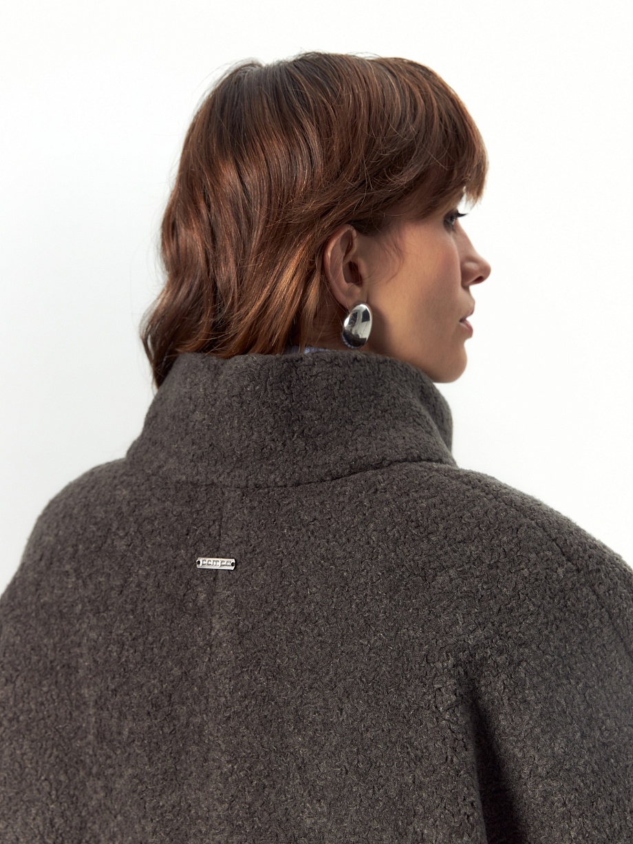 Укороченная экошуба с утеплителем и мембраной