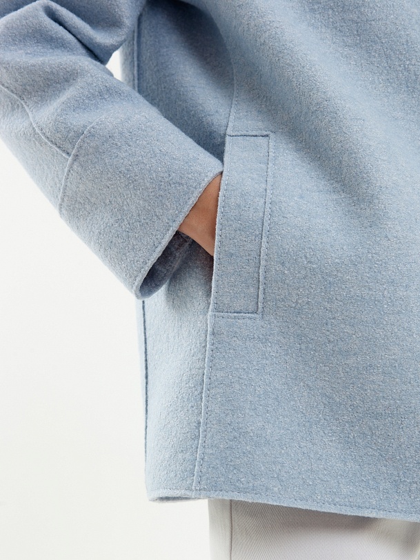 Демисезонное полупальто из шерсти