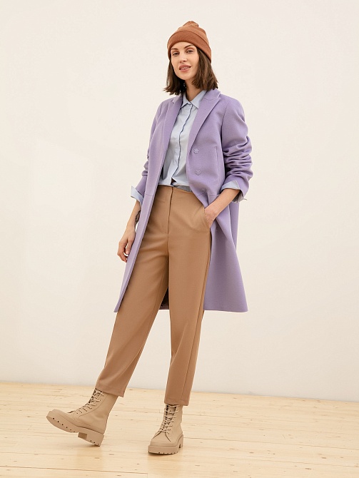 Шерстяное пальто сиреневое с асимметричной деталью