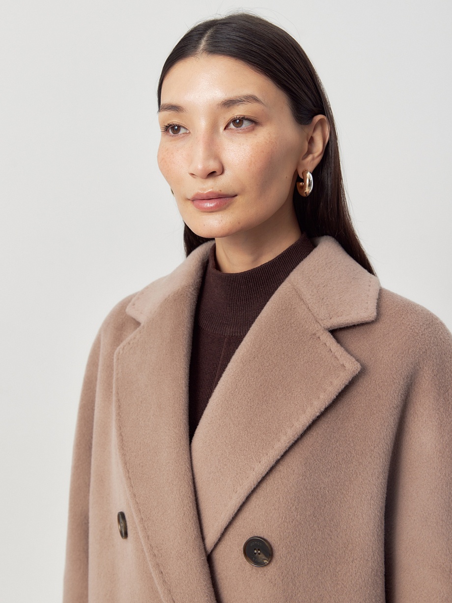 Пальто из шерсти и шелка с мембраной и утеплённой спинкой