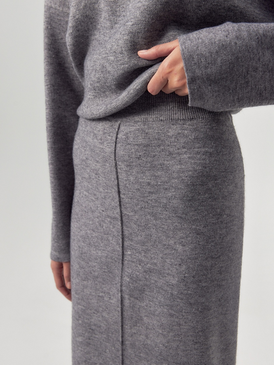 Юбка из вискозной пряжи