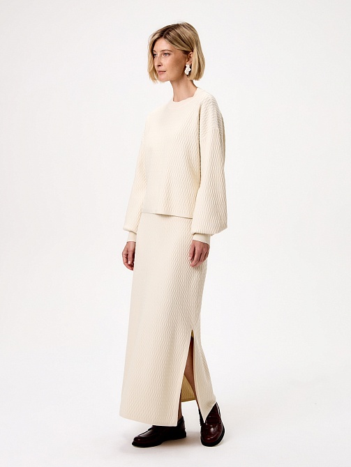 Джемпер из фактурной вискозы