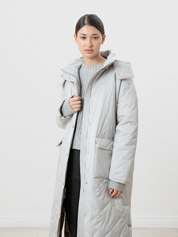 Стеганое зимнее пальто с мембраной и капюшоном