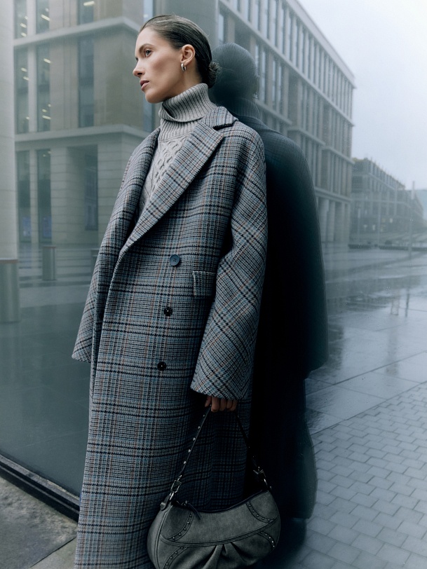 Двубортное шерстяное пальто с мембраной