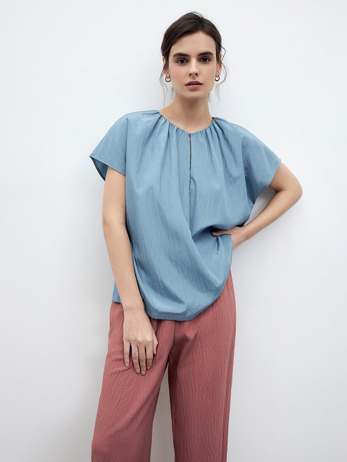 Свободная блузка из 100% вискозы