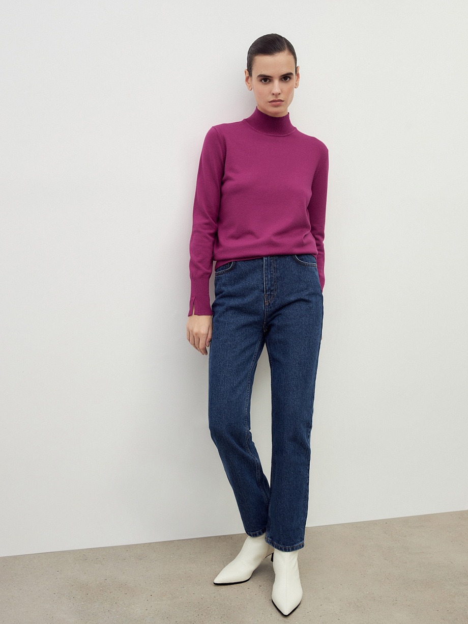 Водолазка с разрезами на рукавах