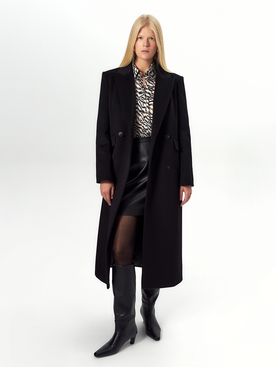 Пальто из шерсти с мембраной и утеплённой спинкой