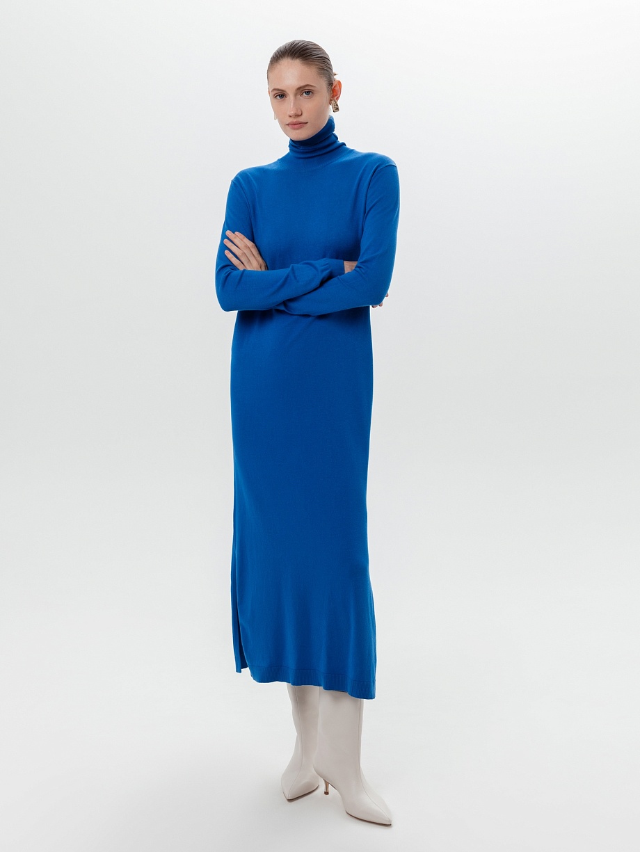 Свободное вязаное платье из вискозы