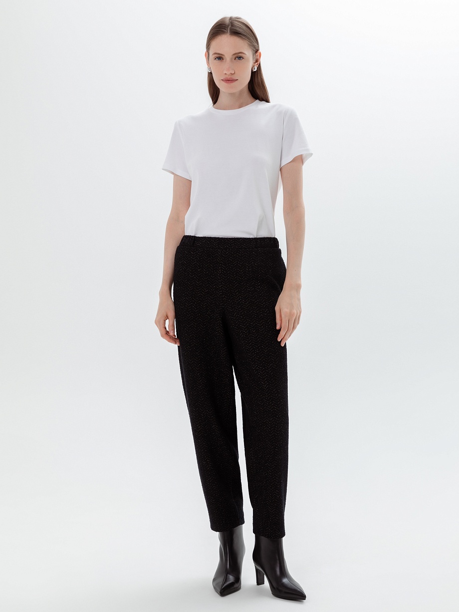 Свободные брюки из рельефного трикотажа