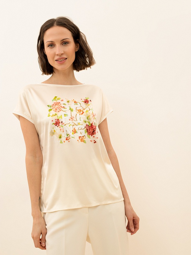 Футболка женская с цветочным принтом