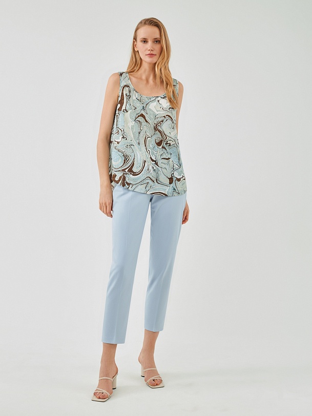 Свободная блуза с абстрактным принтом