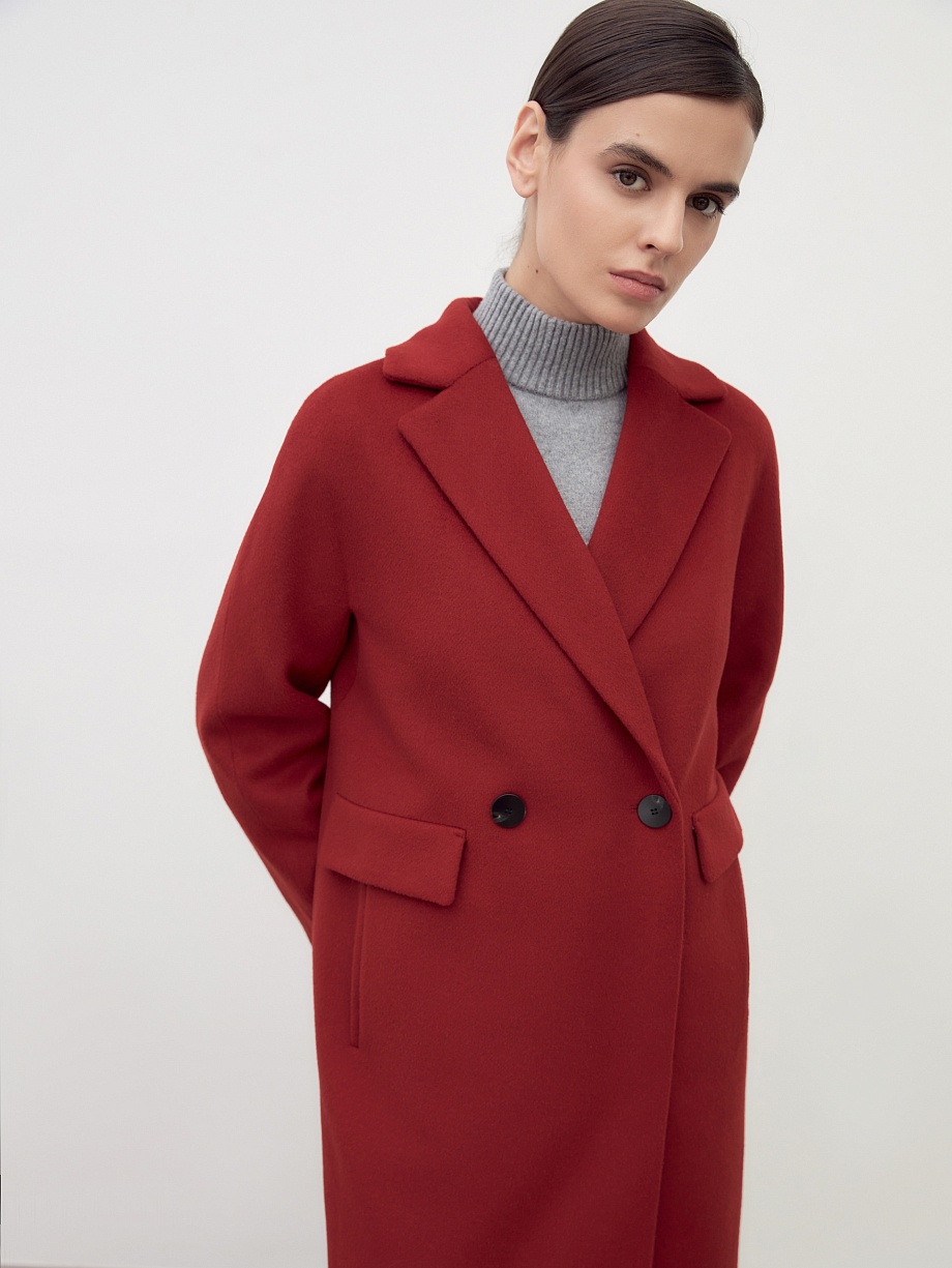 Шерстяное пальто с мембраной и утеплённой спинкой