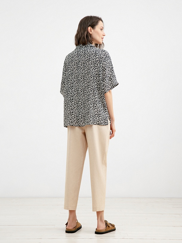 Женская блузка с коротким рукавом