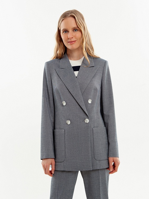 Классический жакет из костюмной ткани