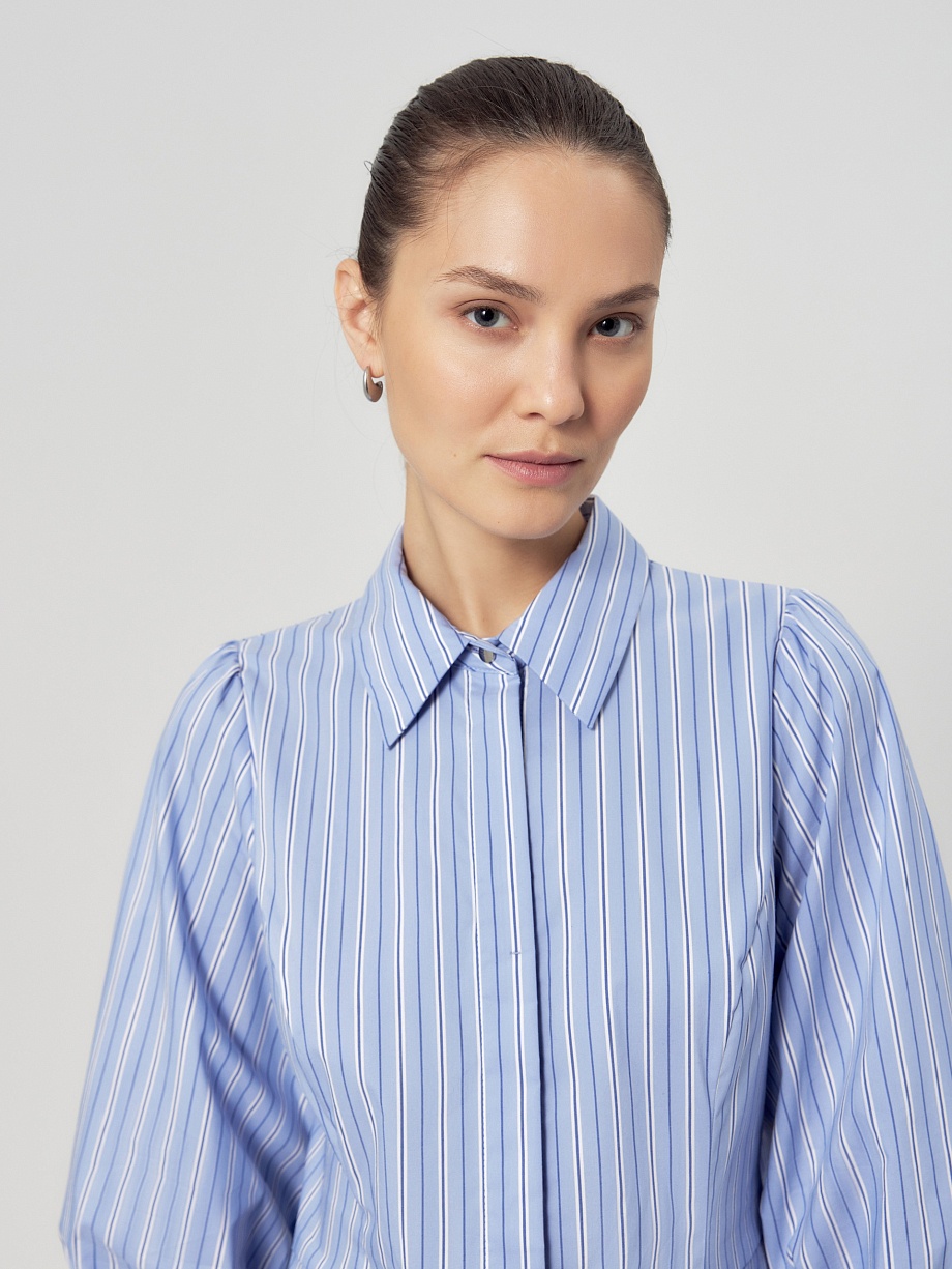 Приталенное платье-рубашка