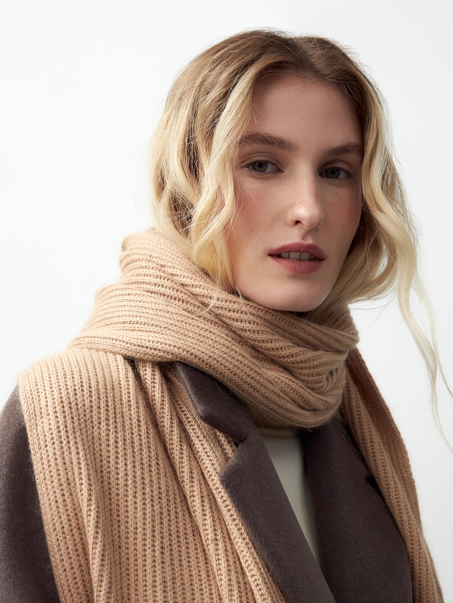 Шарф фактурной вязки с ангорой
