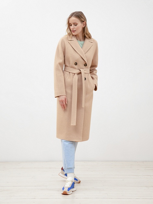 Шерстяное пальто приталенное с мембраной