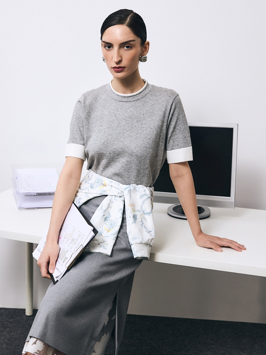 Джемпер из вискозы с люрексом