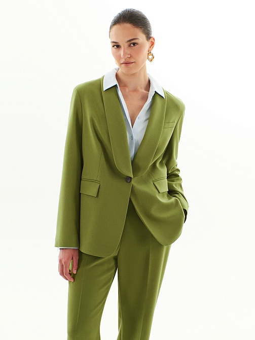 Жакет из костюмной ткани с воротником шалька