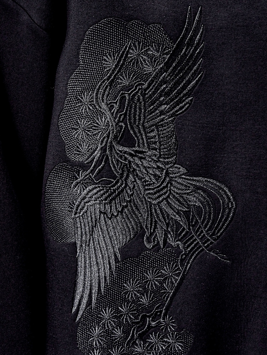 Свитшот из вискозы с вышивкой