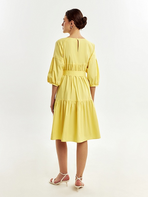 Яркое платье из 100% хлопка с поясом