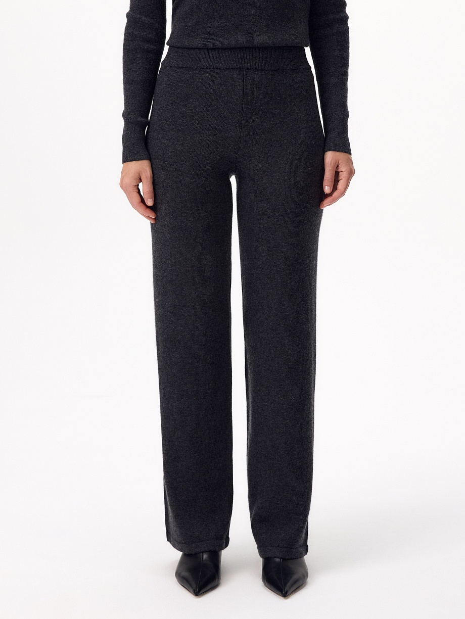 Костюм из шерсти и кашемира