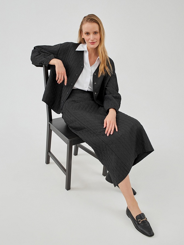  Свободный стеганый жакет на кнопках