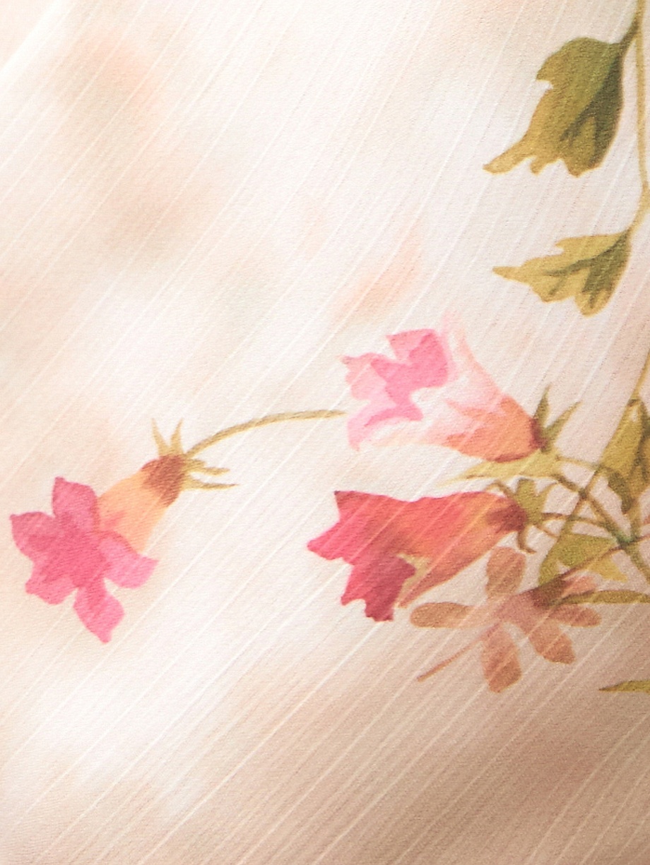 Блуза на запах в цветочном принте