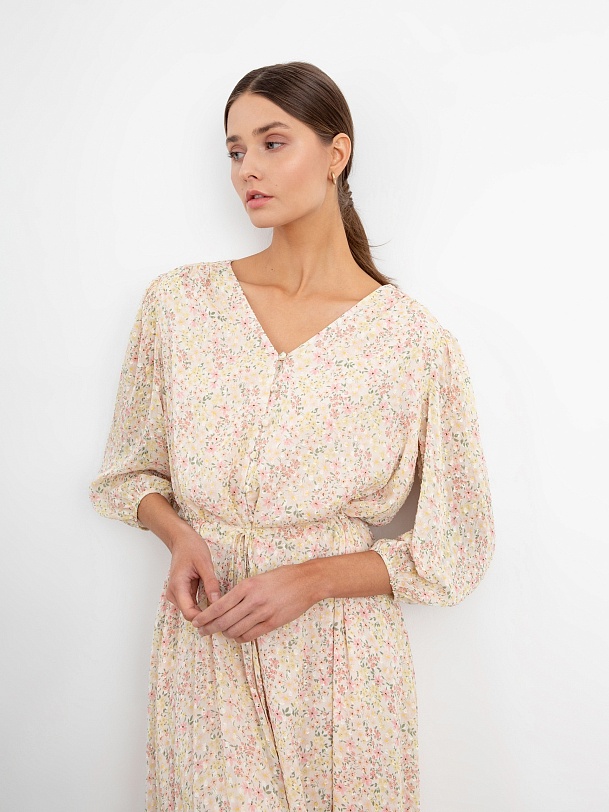 Женственное платье из шифона