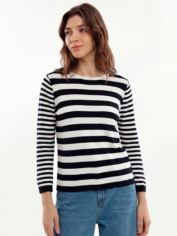 Трикотажный джемпер в бретонскую полоску