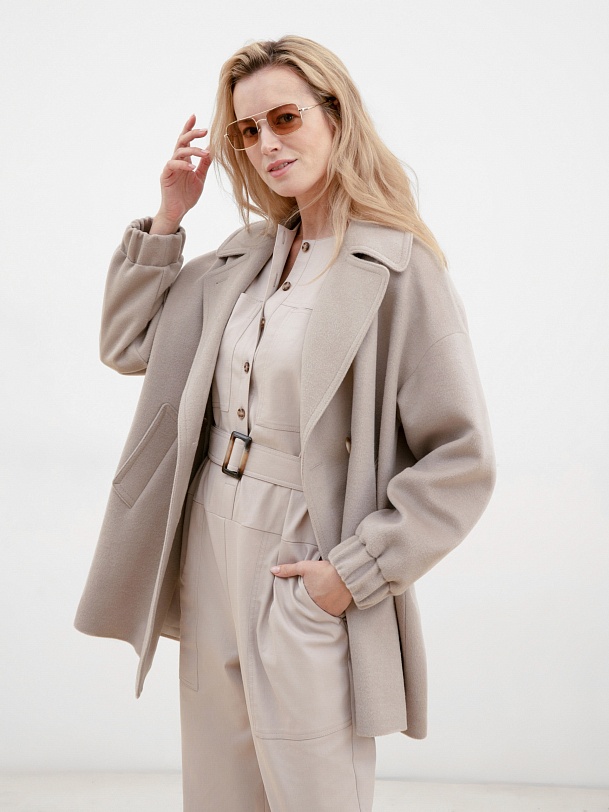 Пальто-жакет из шерсти демисезонное