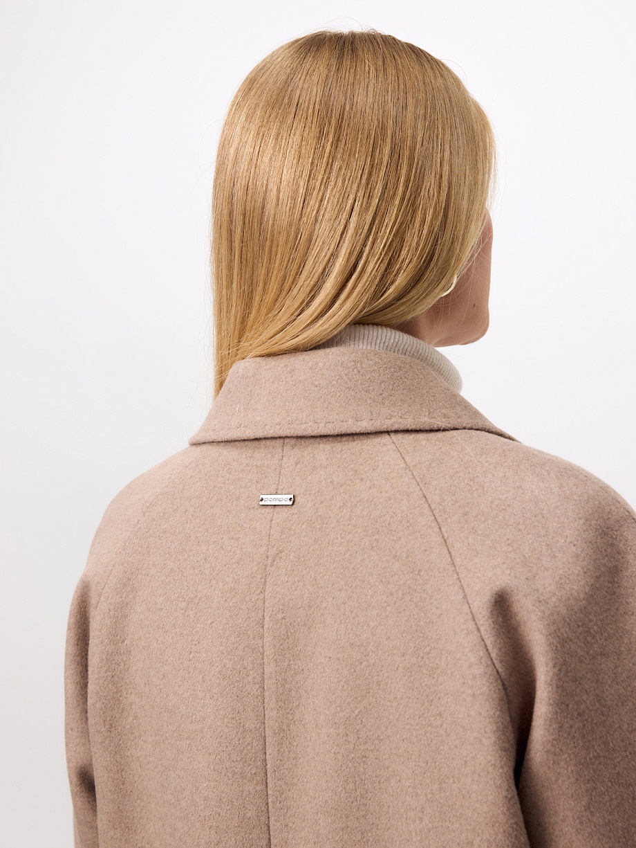 Пальто из шерсти с мембраной и утеплённой спинкой