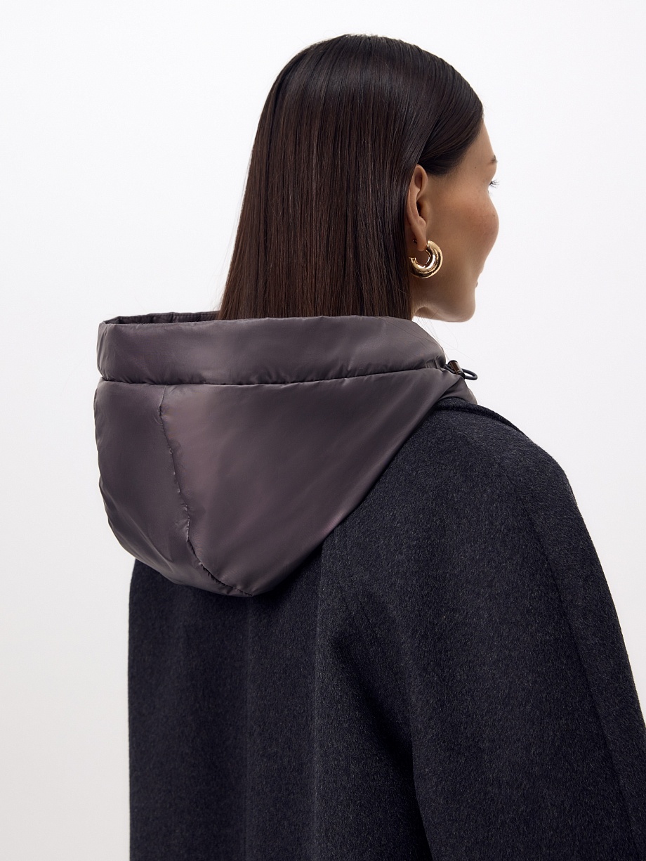 Пальто из шерсти с мембраной, утеплённой спинкой и съёмным капюшоном