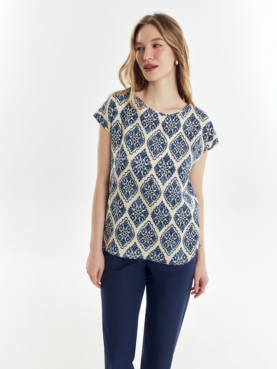 Блузка из вискозы с этническим принтом