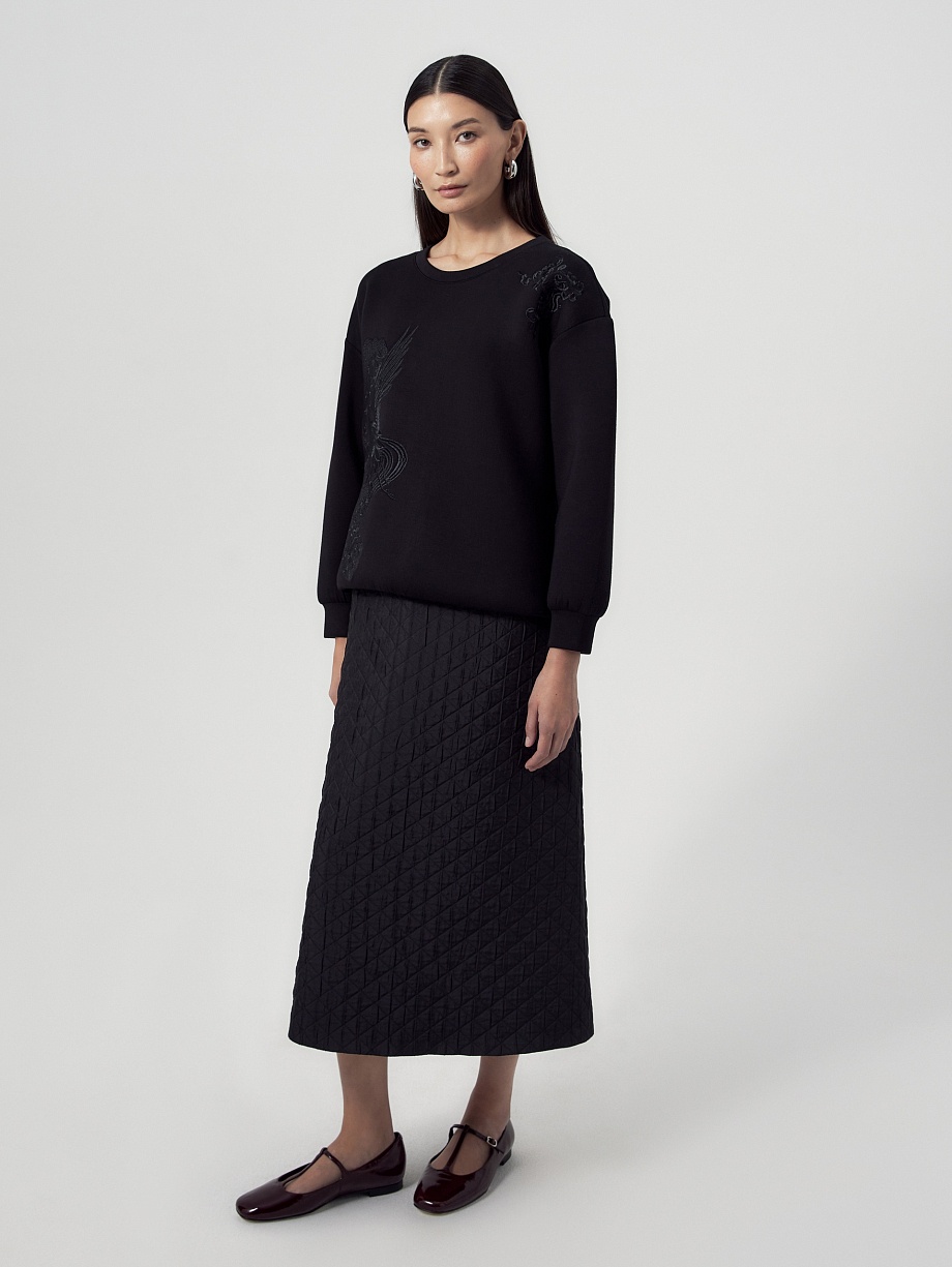 Свитшот из вискозы с вышивкой