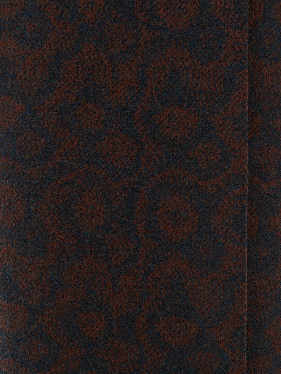 Шерстяное пальто с мембраной и утеплённой спинкой